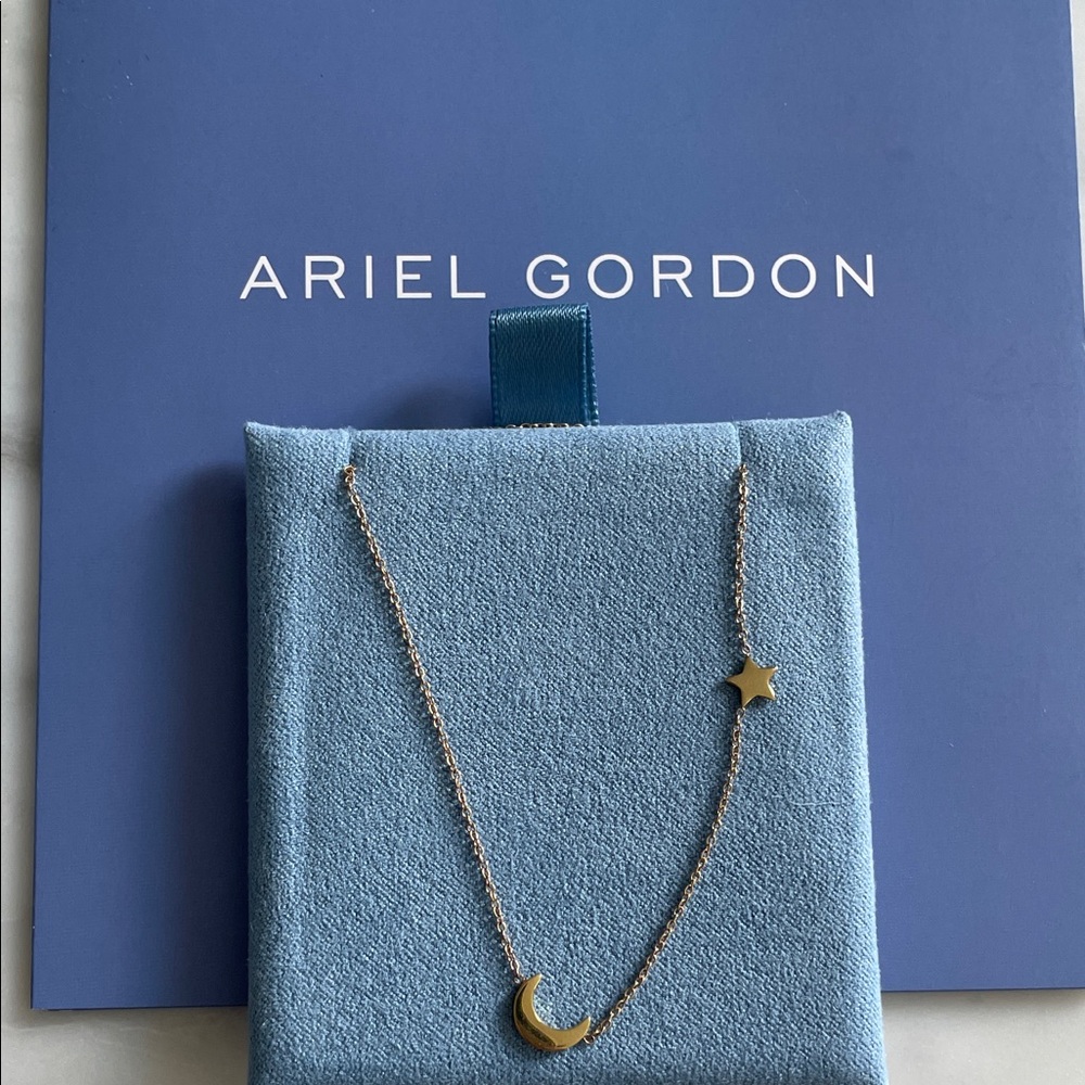 Brand New Ariel Gordon 14K Yellow Gold Moon and Star Necklace